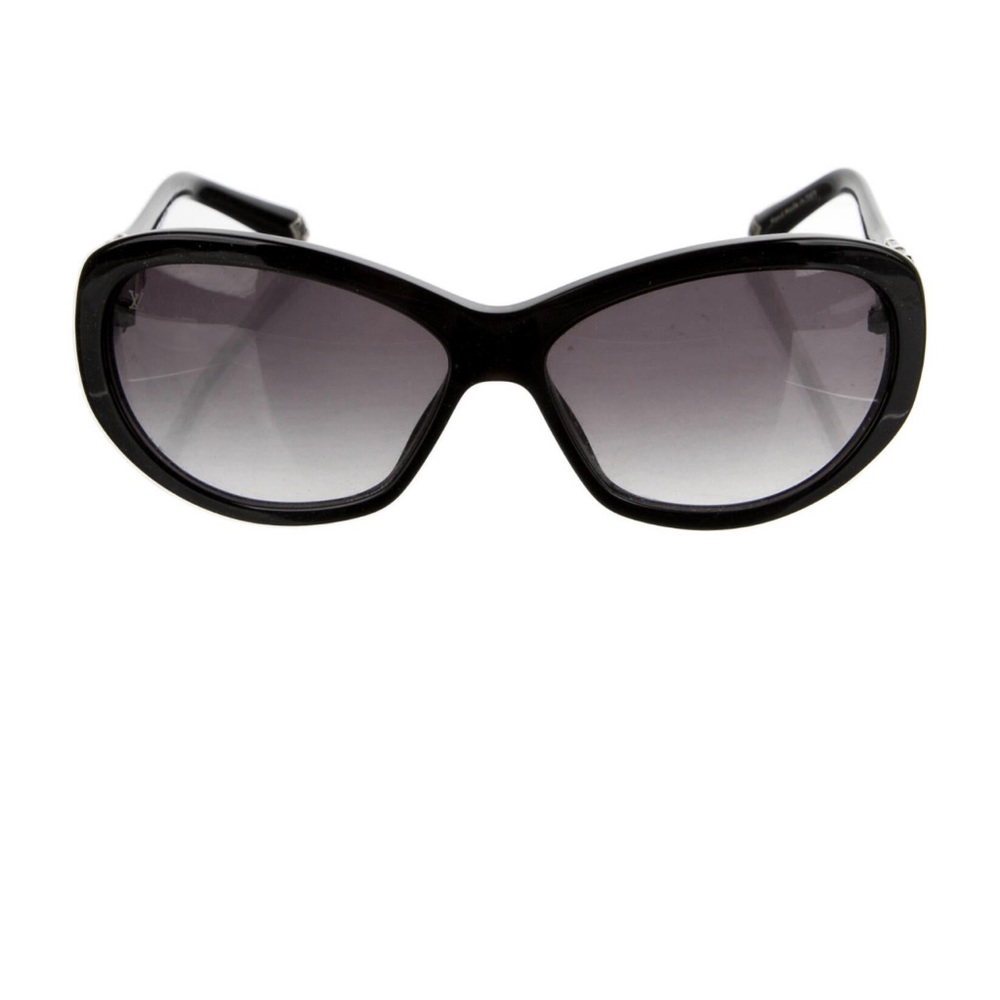 LOUIS VUITTON “IRIS” Sunnies😎 - Picture 14 of 17